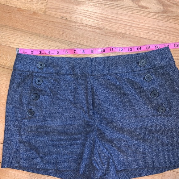 LOFT Textured Sailor Shorts Size 10 - Picture 5 of 7